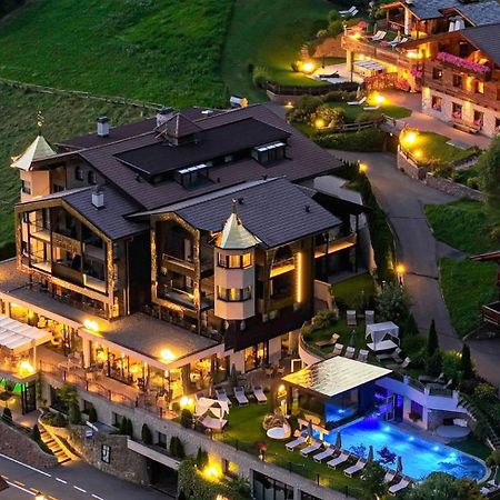 Alpin Garden Luxury Maison & Spa - Adults Only Ortisei Ngoại thất bức ảnh
