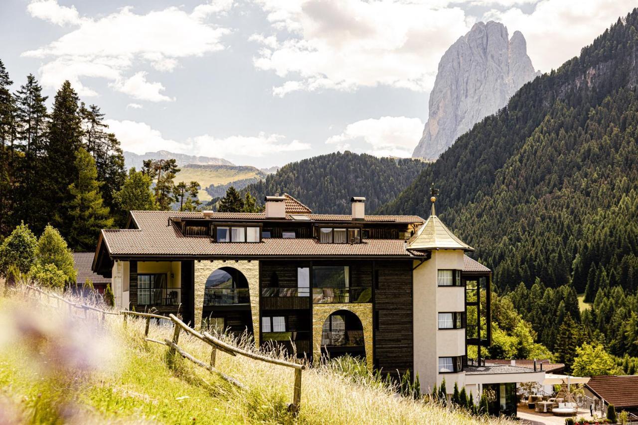 Alpin Garden Luxury Maison & Spa - Adults Only Ortisei Ngoại thất bức ảnh